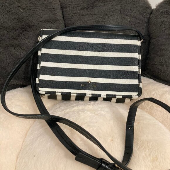 Kate Spade New York Cedar Street Striped Crossbody Bag - Picture 1 of 5